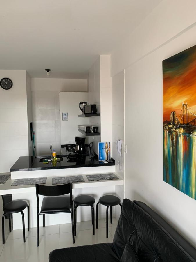 Apartamento Com Vista Do Mar Em Residencial Com Piscina Florianopolis Bagian luar foto